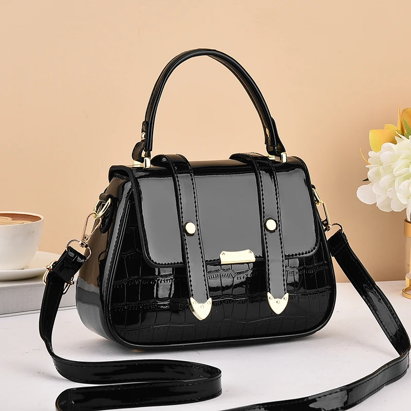 New Trend Silver Color Small Purses Handbag Women Cross Body Shoulder Bag PU leather Female Short Handle Bag