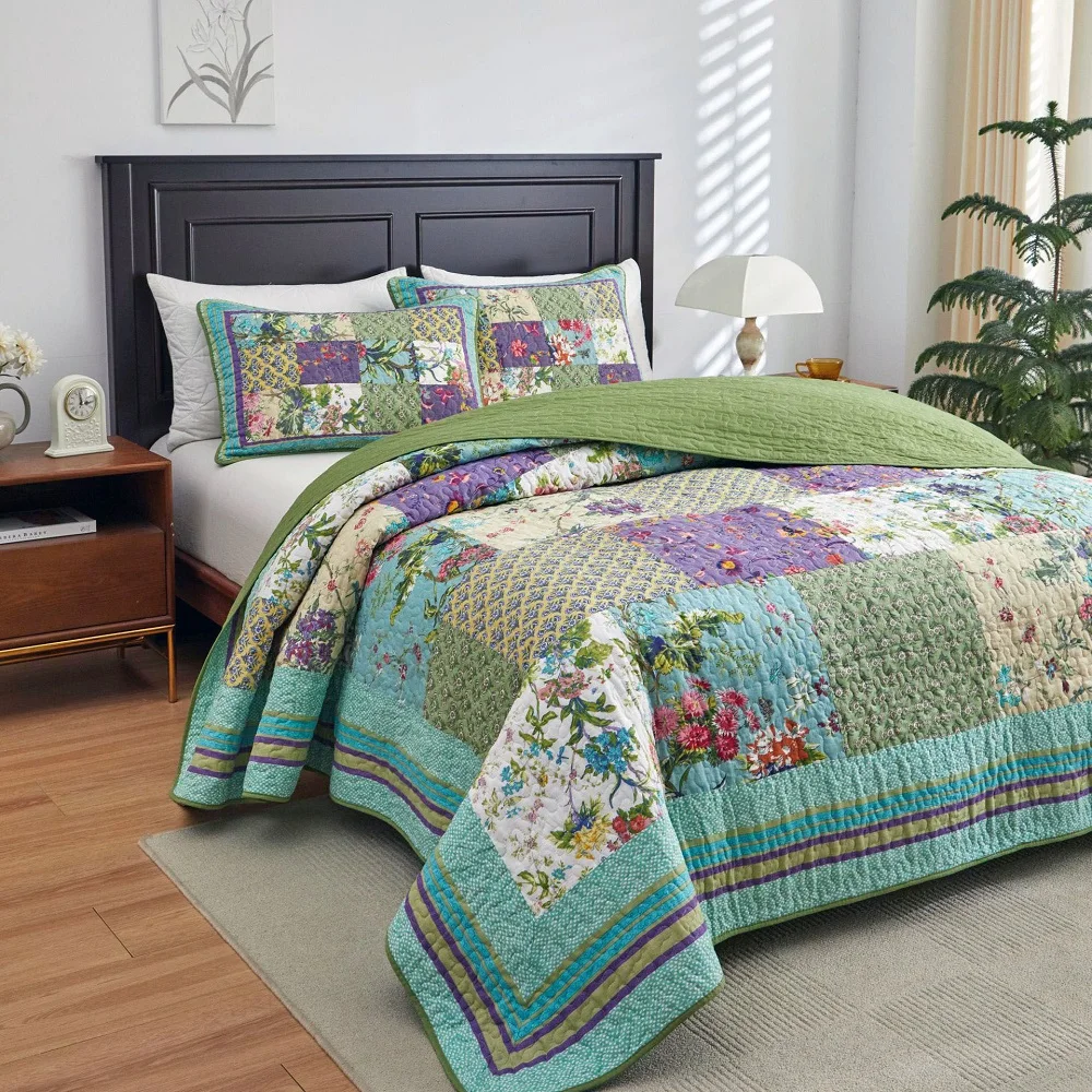 CHAUSUB Patchwork Cotton Quilt Set 3PCS Bedspread on Bed Oversize Bed Cover with Pillowcase King Size Quilted Coverlet Comforter