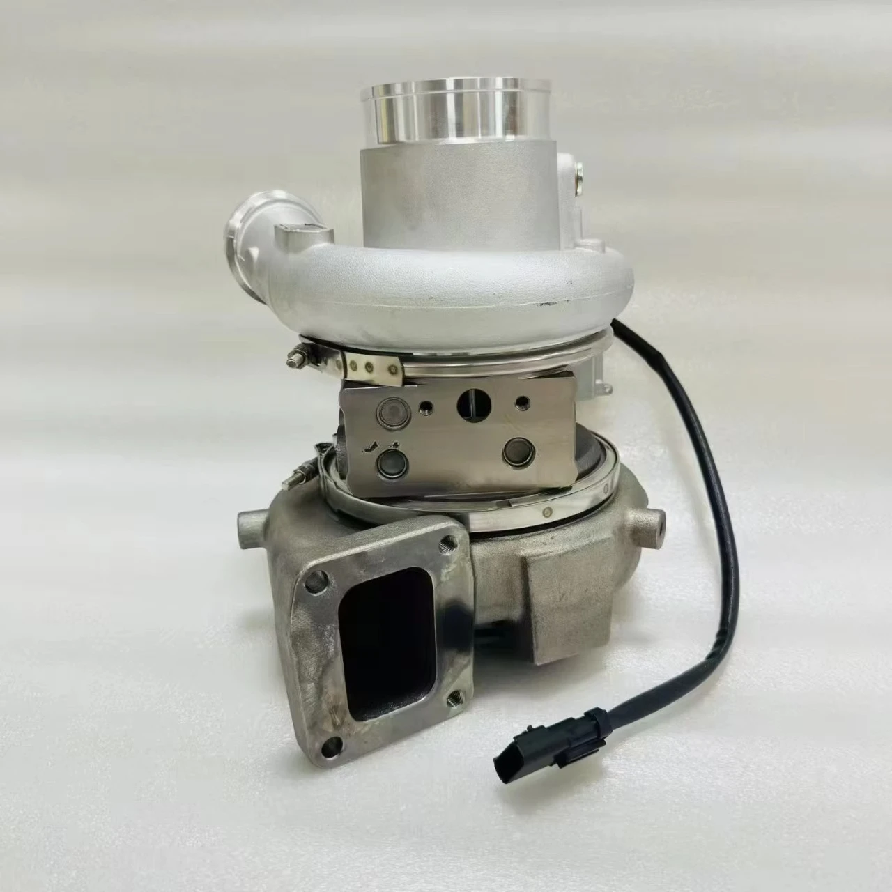New Junzhen HE431VE Turbochargers 2836894 2843262 2843263 2843264 2843265 2843467 Bulk Supply for Heavy-Duty Engine Parts