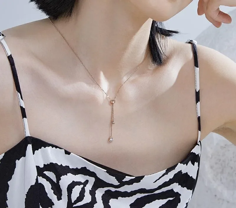 

Circle Necklace For Women Jewelry Simple Collarbone Chain Pendant 2024 New Sweater Chain