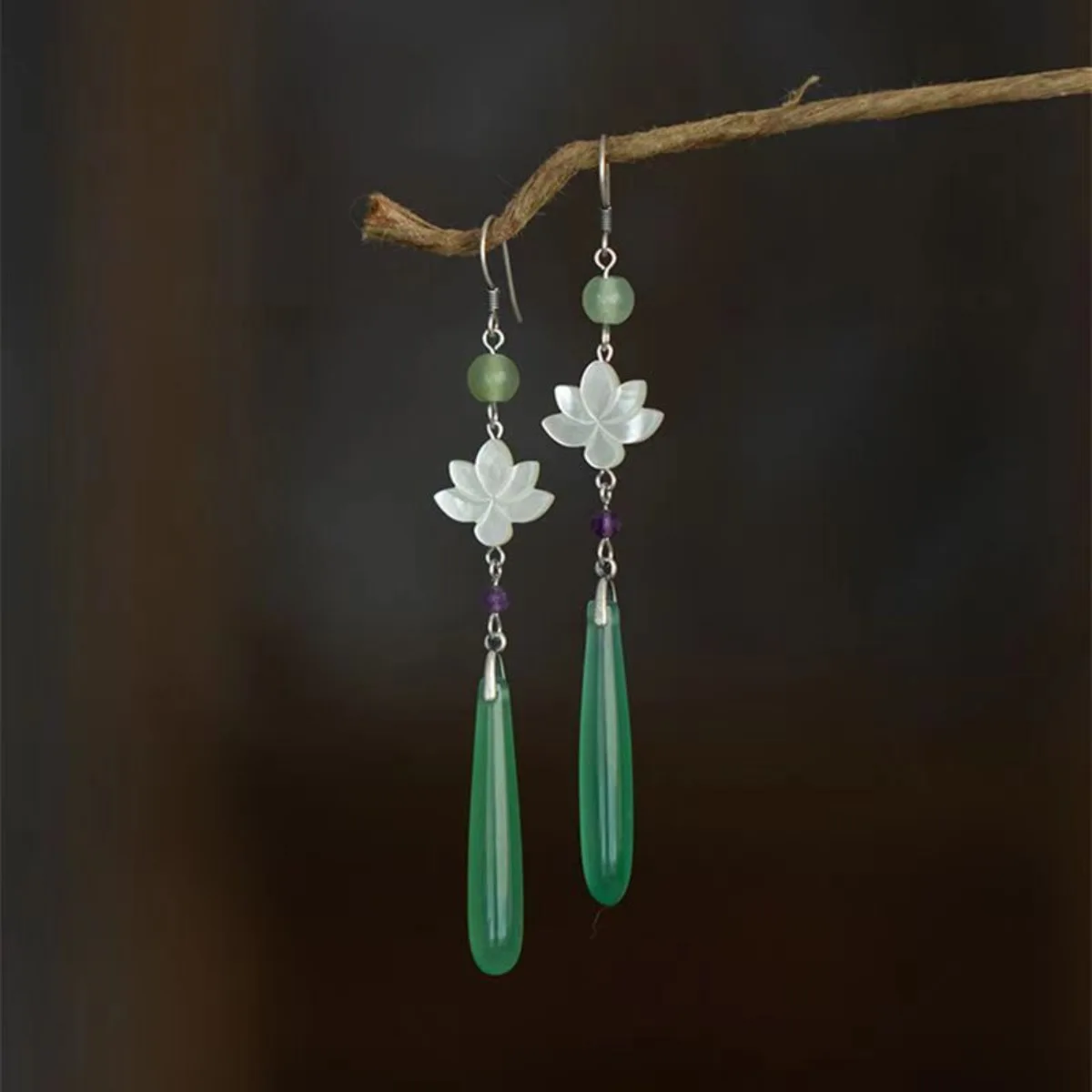 New Chinese Fashion Lotus Flower Shape Earrings for Women Retro Ancient Palace Style Elegant Jewelry Jade Tassel Hanfu Accessory
