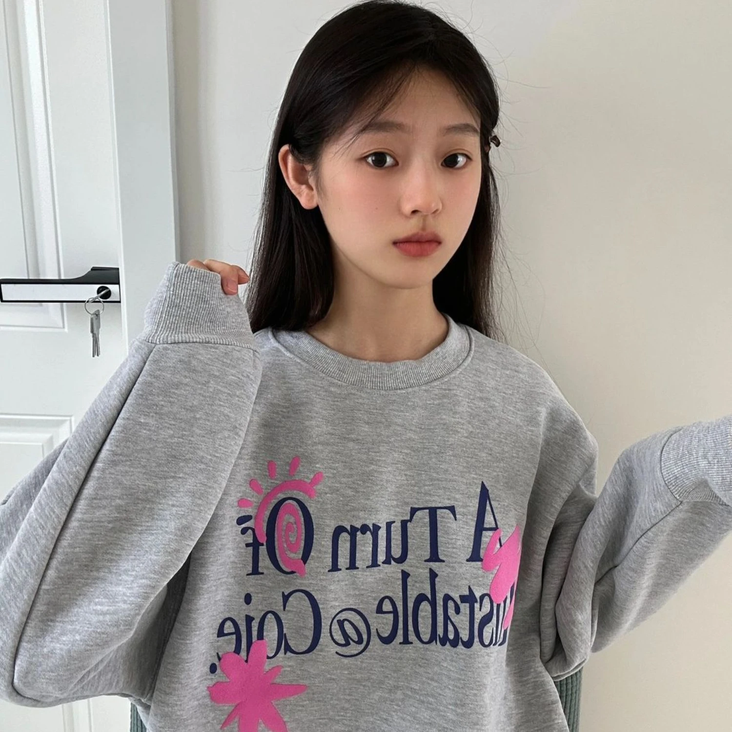 

Korean retro style printed hooded sweatshirt women autumn winter casual Y2K students simple niche design warm and versatile top