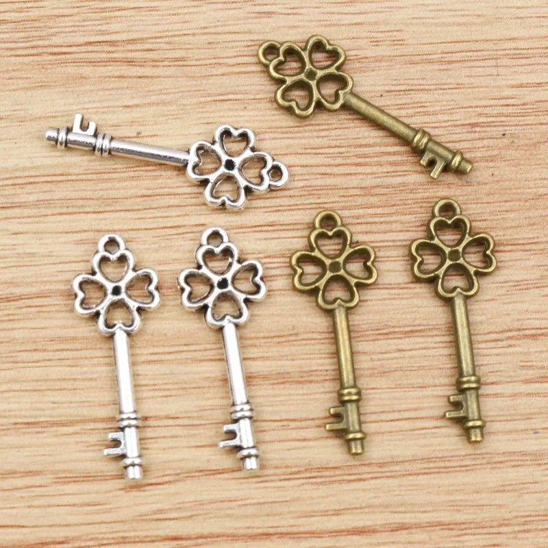 25Pcs/Lot 25x9mm Bronze Antique Silver Plated Key Handmade Charms Pendant:DIY For Bracelet Necklace