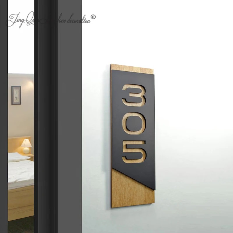 

Custom Minimalist White Wood Room Number Sign Custom Hote Apartment Door Number Plate Modern Guesthouse Door Signage