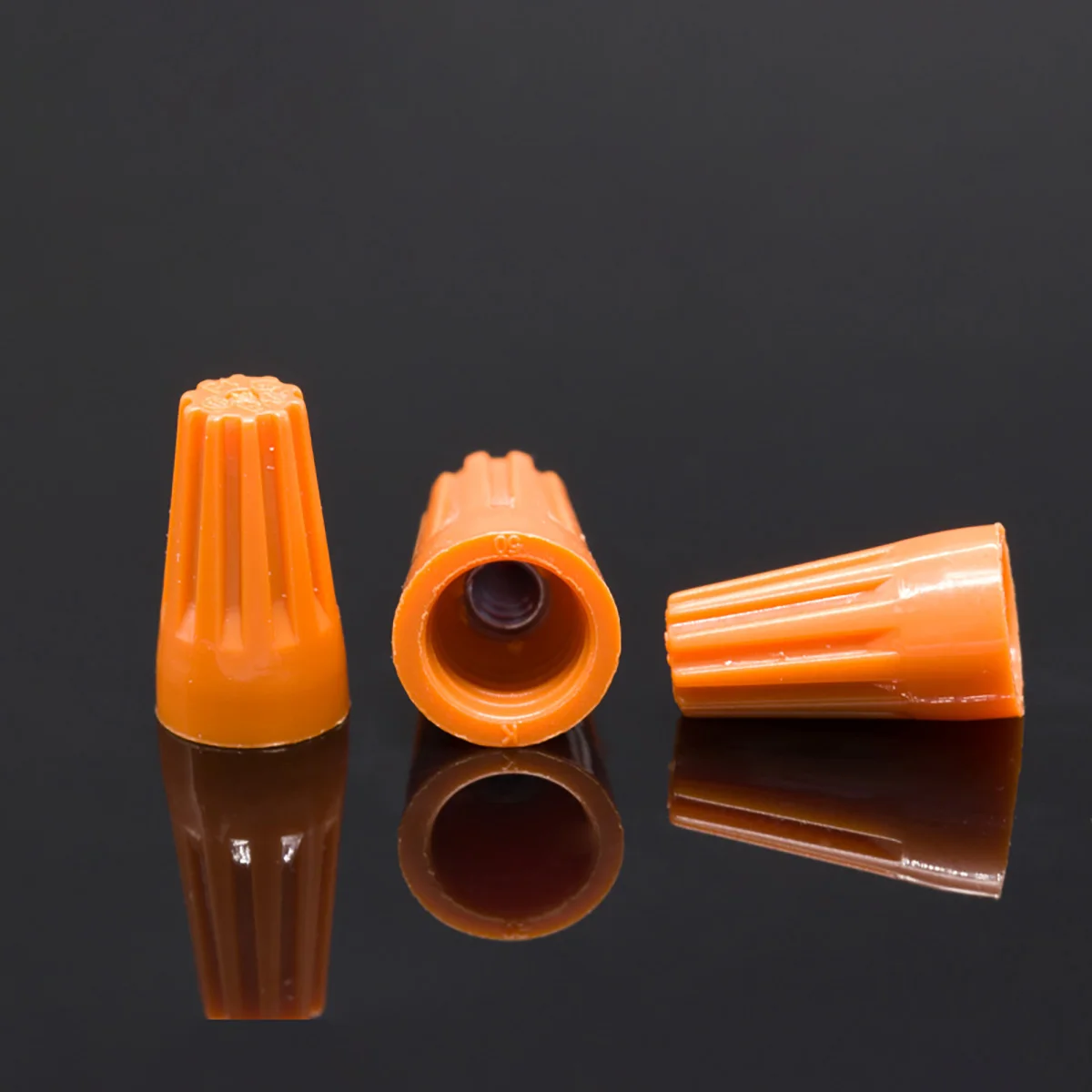 Spring Screw Type Terminal Cap / Wire Connector Rotary Quick Connector