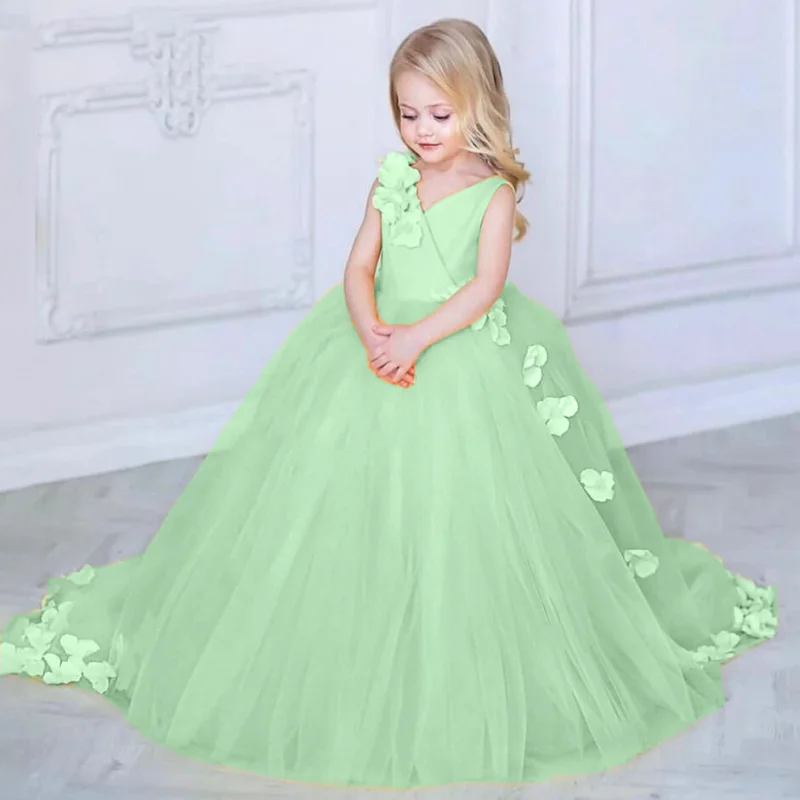 Pink Flower Girl Dresses Tulle Puffy 3D Petal With Tailing Sleeveless For Wedding Birthday Party First Communion Gowns