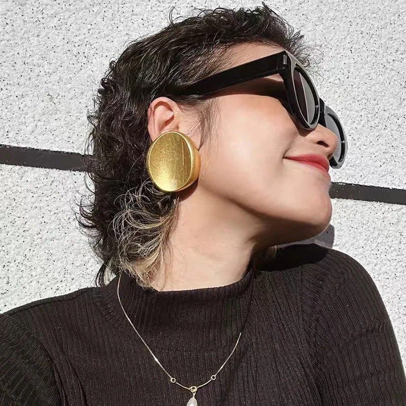 Big chunky round disc earrings for women geometric earrings statement vintage jewelry elegant punk cool jewelry unique jewelry