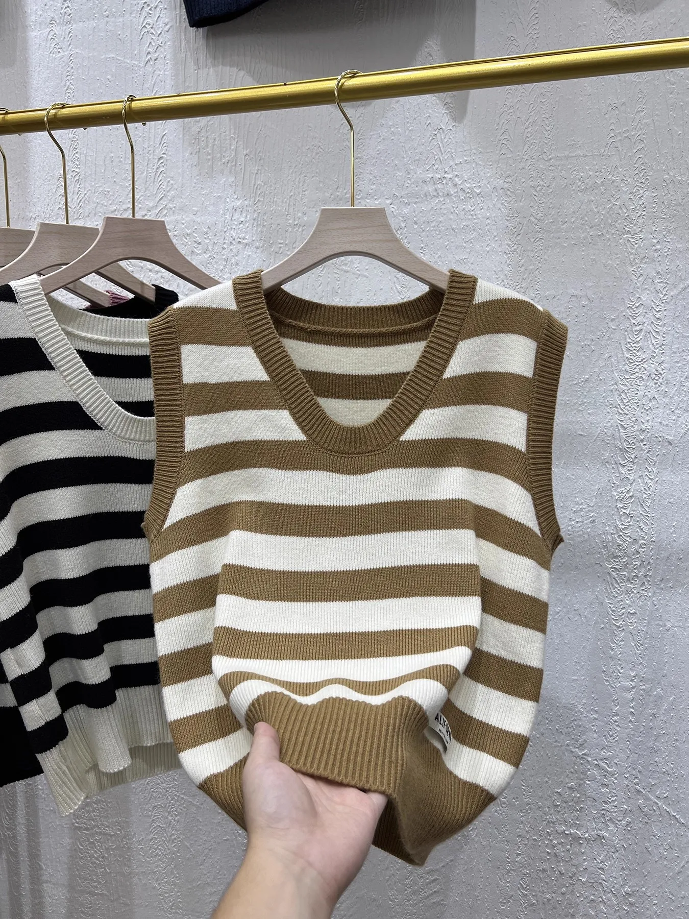 Offre spéciale automne hiver vêtements d'extérieur superposition gilet pull débardeur oulder Baring haut bricolage tricot matériel sac