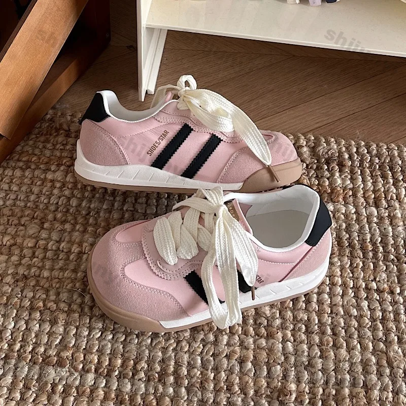 Damen Casual Sportschuhe 2026 Sommer Mode Farbblock Plateau-Sneaker mit Kreuzbindung Rutschfeste Strapazierfähige Flache Laufschuhe