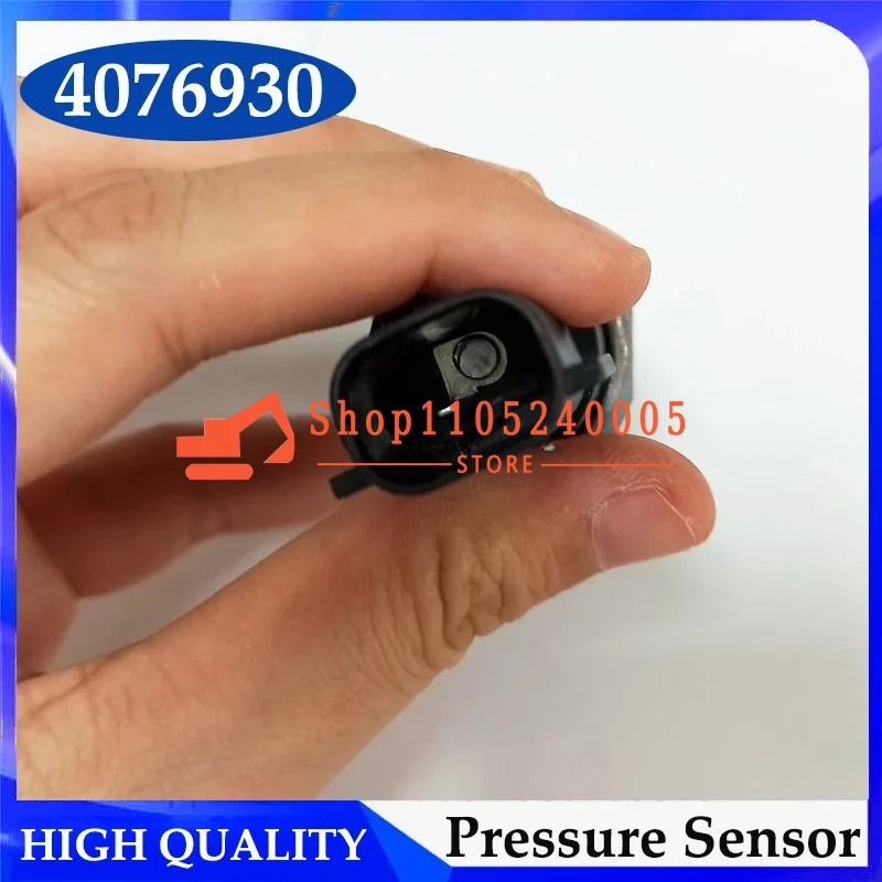 4076931 Oil Pressure Sensor Switch 6744-81-4010 For 4076930 Excavator PC200-8 PC240-8