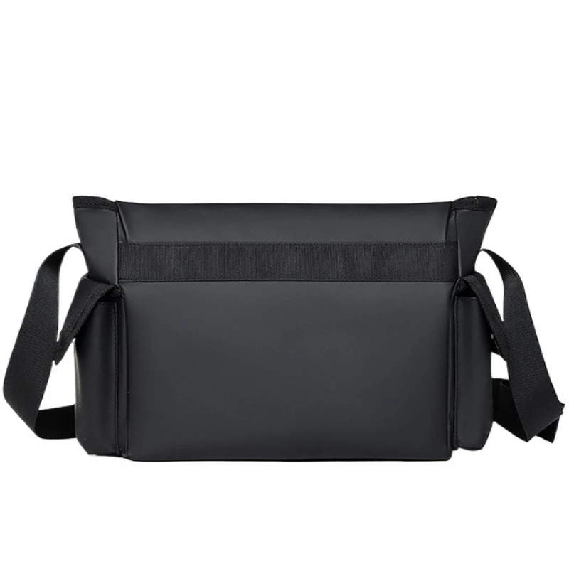 Large‑Capacity Crossbody Messenger Bag Waterproof Multi‑Compartment Buckle Closure Casual Travel Outdoor Daily Shoulder Handbag
