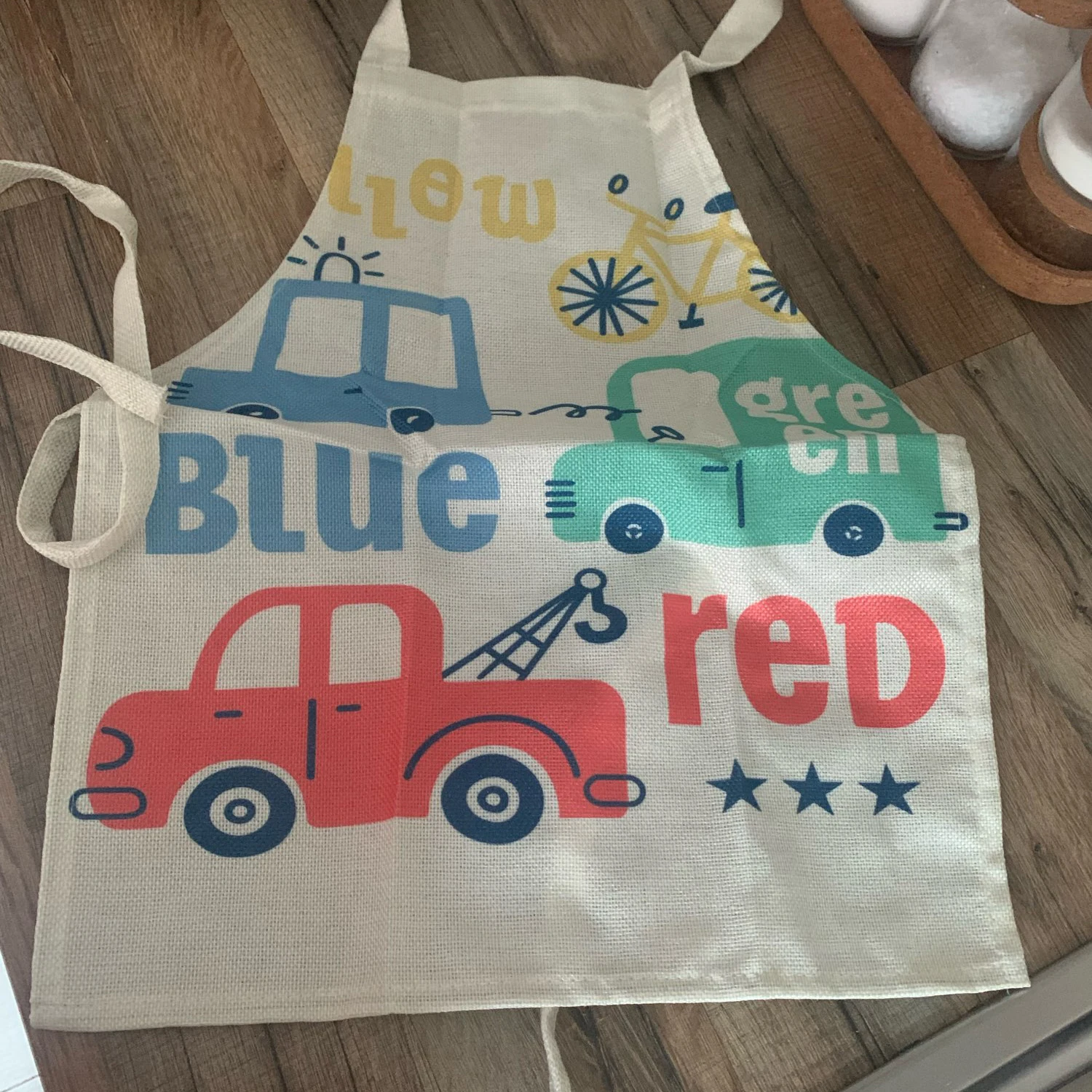 Cartoon Style Cute Car Apron For Children Rainbow Printing Apron Cooking Aprons Bib Household Cleaning Accessories Pinafore Bibs