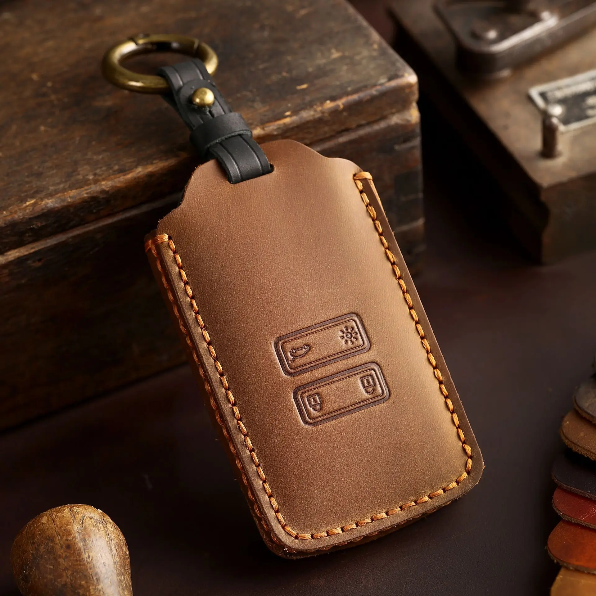 

Leather Car Key Case Cover for Renault Captur Koleos Kadjar Zoe Arkana Espace Clio Megane Grand Scenic Sandero Dacia Duster Card