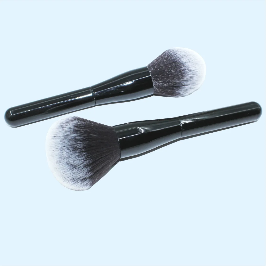 Beauty Tool Fiber Wool Oversized Brush Powder Brush Solid Wood Brush Handle For Studio Use Daily Makeup Routine Professional