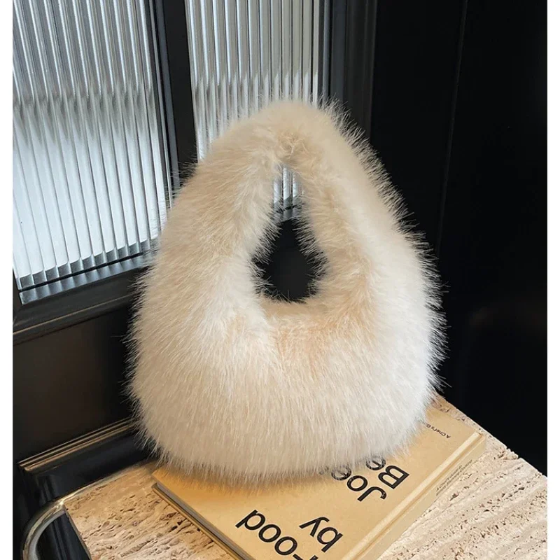 

Small Elegant Tote Bags Fashion Trend Female Furry PurseSolid Color Faux Fur Bag for Women Winter Soft Plush Handbags Ladies