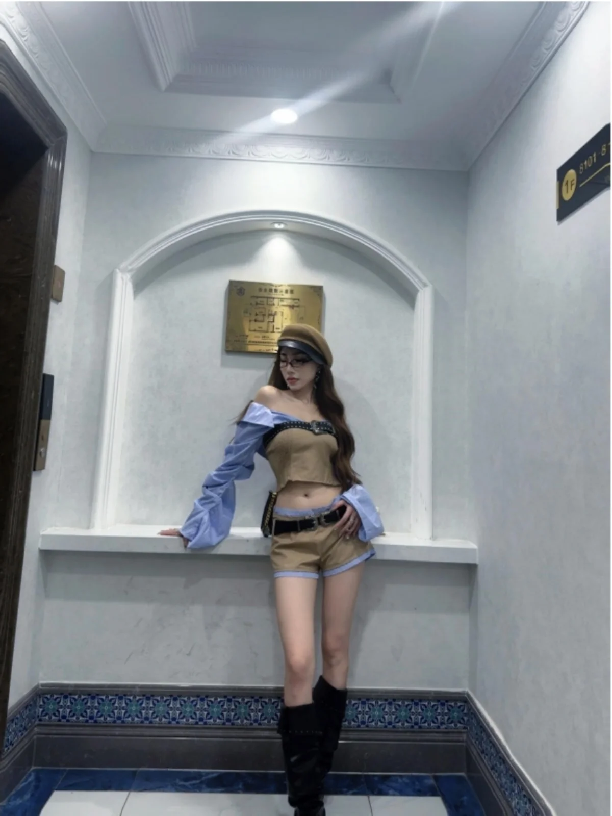 

Korean Sle High Waist ort Pants Matching Tube Top Two-Piece Set Faionable oulder Bared Color Blo Design for Young W...