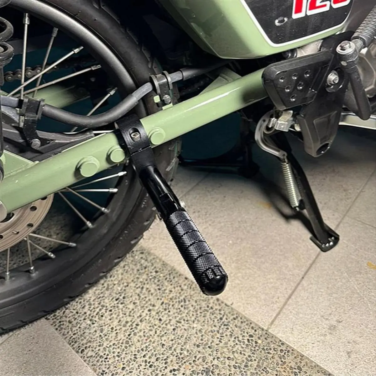 Super Sale Motorcycle Accessories Rear Passenger Footrest Foot Pegs for MONKEY 125 CT125 2020-2022