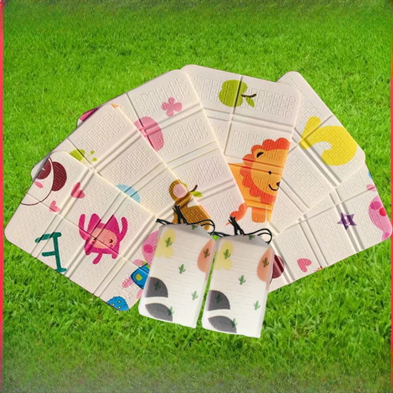 40*30cm Foldable Cartoon Baby Play Mat XPE Puzzle Children Mat Baby Climbing Pad Kids Rug Baby Games Mats Children Room Toys