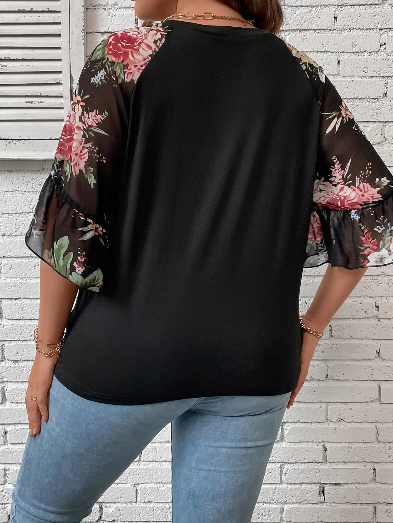 Women's Plus Size Floral Print Blouse, Casual Sheer Mesh Flare Sleeve Knot Front T-Shirt, Round Neck Loose Summer Top For Ladies