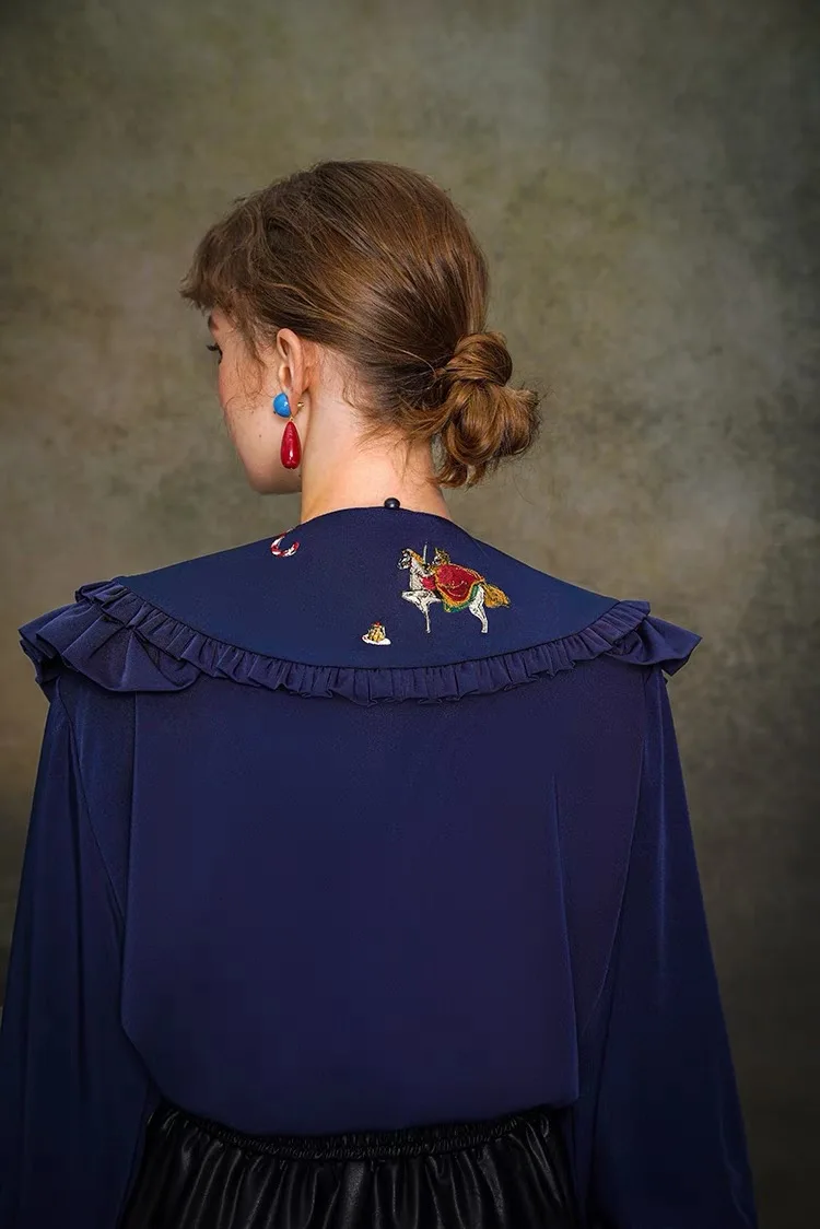 Spring Autumn Original Design Women The Merry-go-round Embroidered Vintage Style Detachable Collar Loose Navy Blue Shirts/Blouse