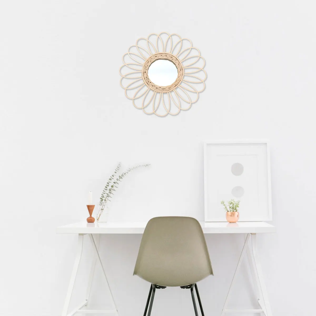 

Wall-mounted Rattan Mirror Vintage Home Decor Material Wooden Photography Props