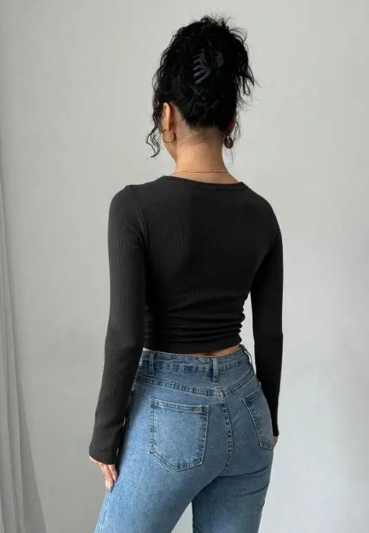 

Women's Square Neck Long Sleeve Crop Top Sexy Spicy Tight Fitting Exposed T-Shirt Elastic Short Style Trendy Outfit