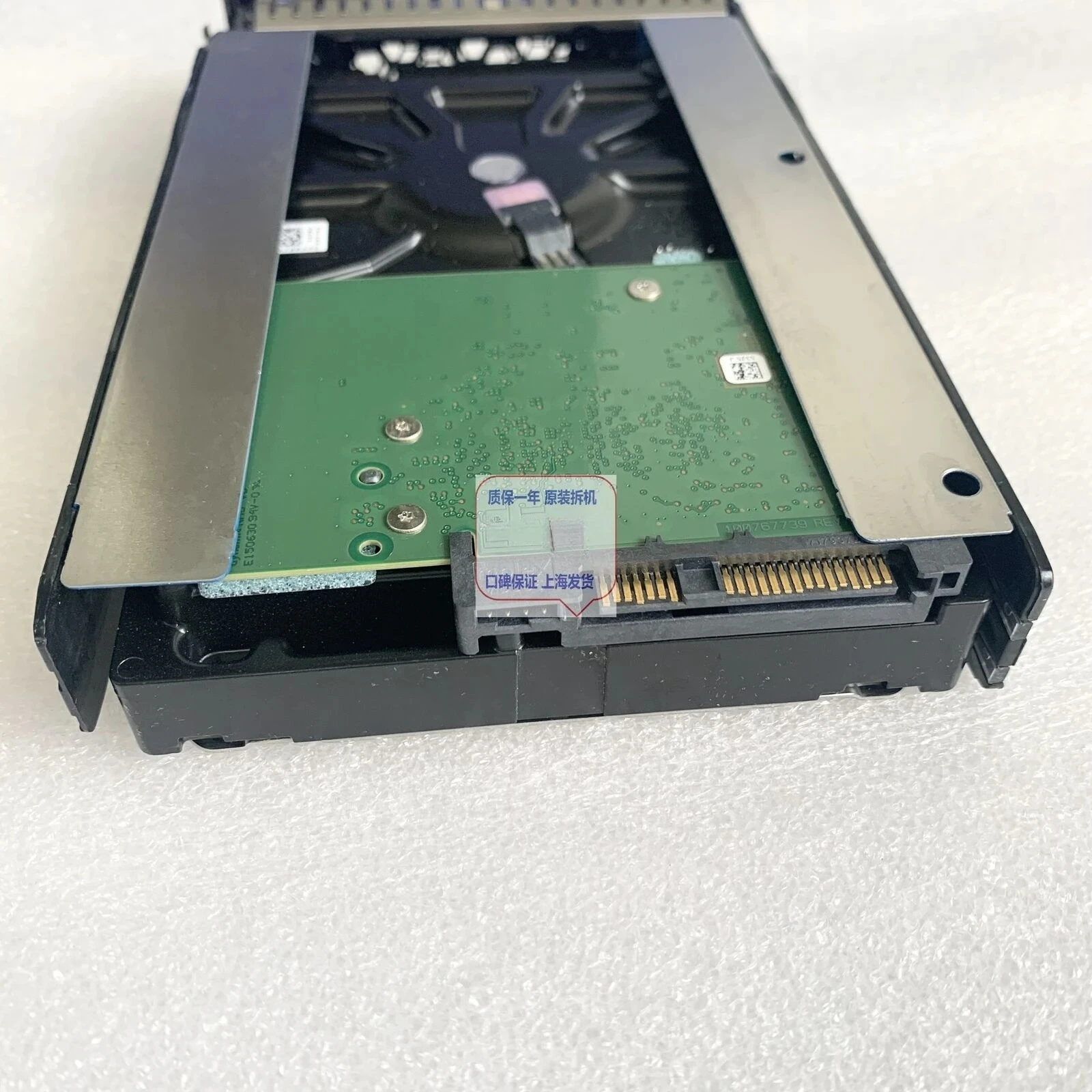 

4T SAS 7.2K 12G Server Hard Disk R6800 2900G3 R4900G3 0231A5FD Used