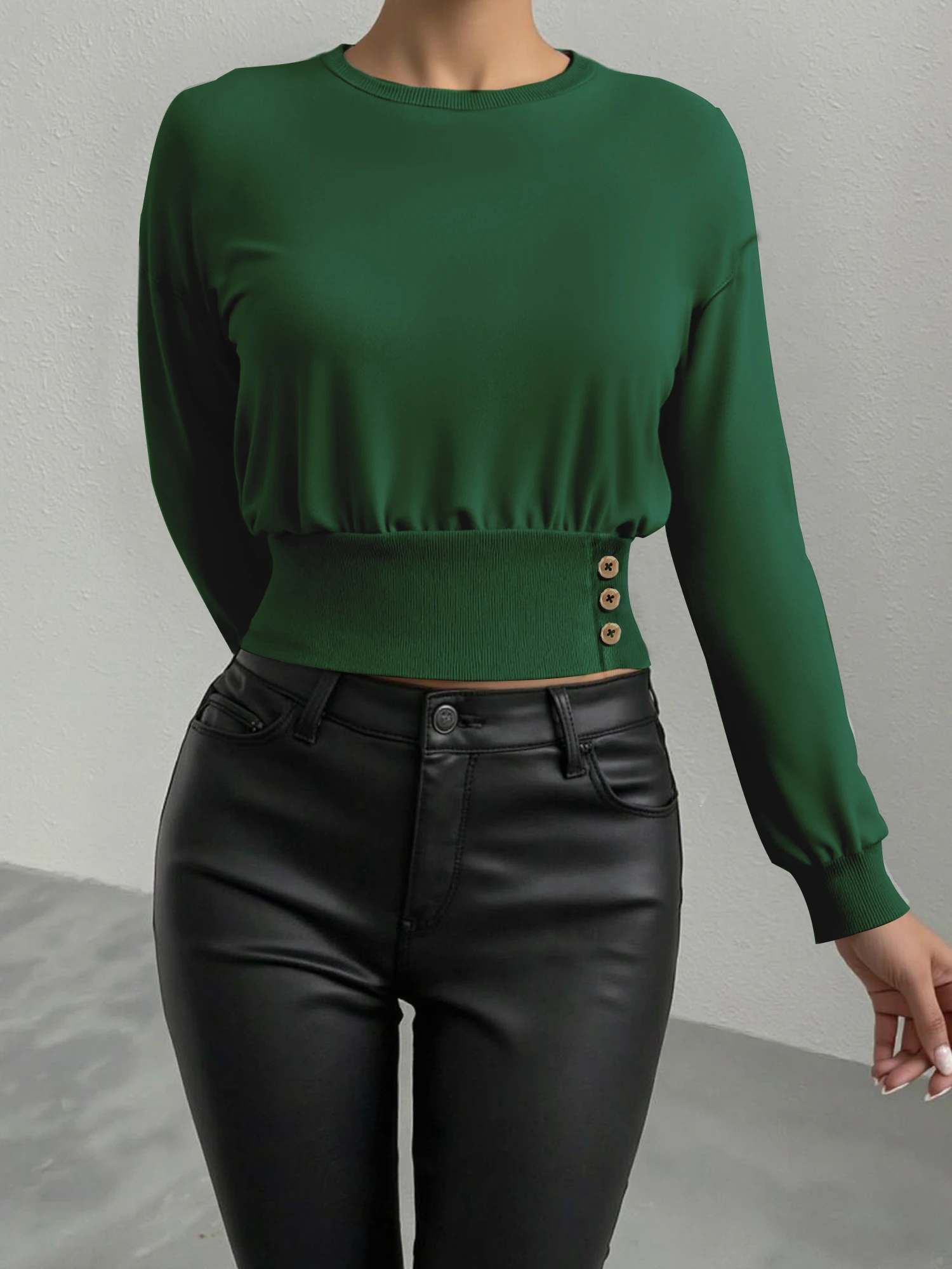 Laid‑Back Crew Neck Pullover, Side Button Detail Cropped Sweatshirt for Weekend Errands & After‑Work Hangouts
