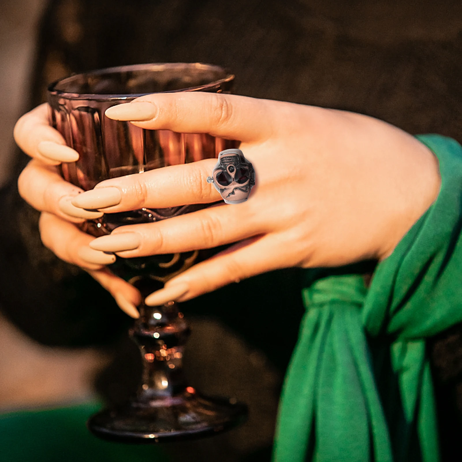 

2 Pcs Ring Watch Flip Flip-Open Ghost Casual Finger Simple Open-Lid Clamshell Skull