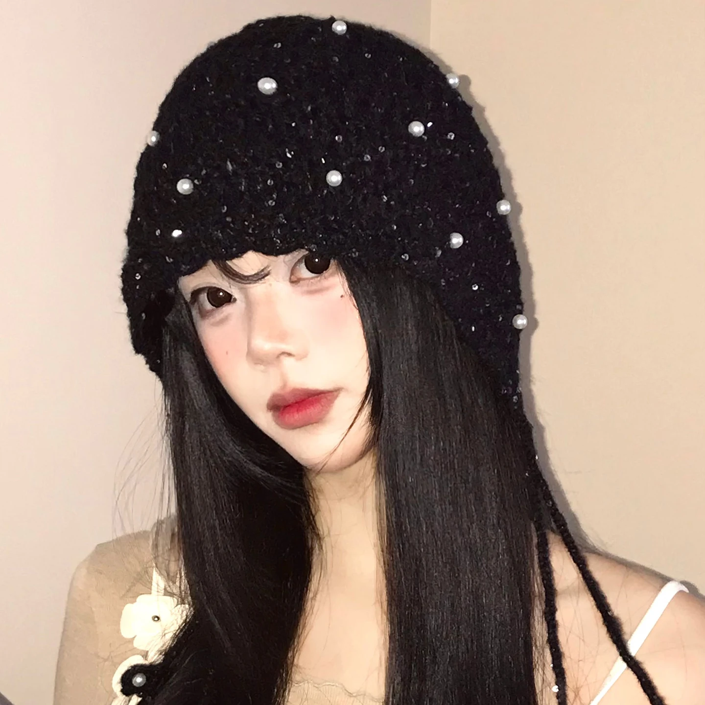

Korean Retro Sequined Pearls Embellished Flowers Fringed Beanies for Women Spring Autumn Travel Photo Versatile Pullover Hats