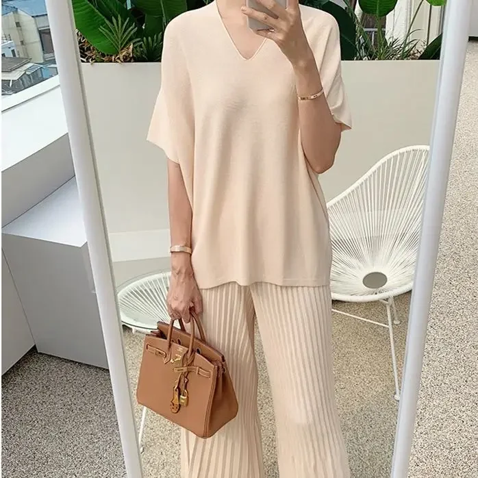 High End Ice Silk Knitted Women\'s Tracksuit Summer V-neck Short Sleeve Loose Sweater + Folds Wide Leg Pants Two Piece Set Suit