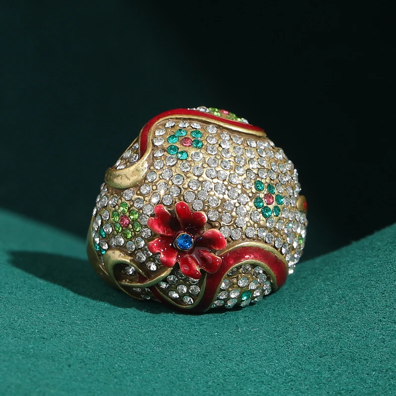 

Colored Carving Flower Rings For Wedding Full Rhinestone Red Agate Designer Vintage Luxury Female Engagement Elegant Charm 2026