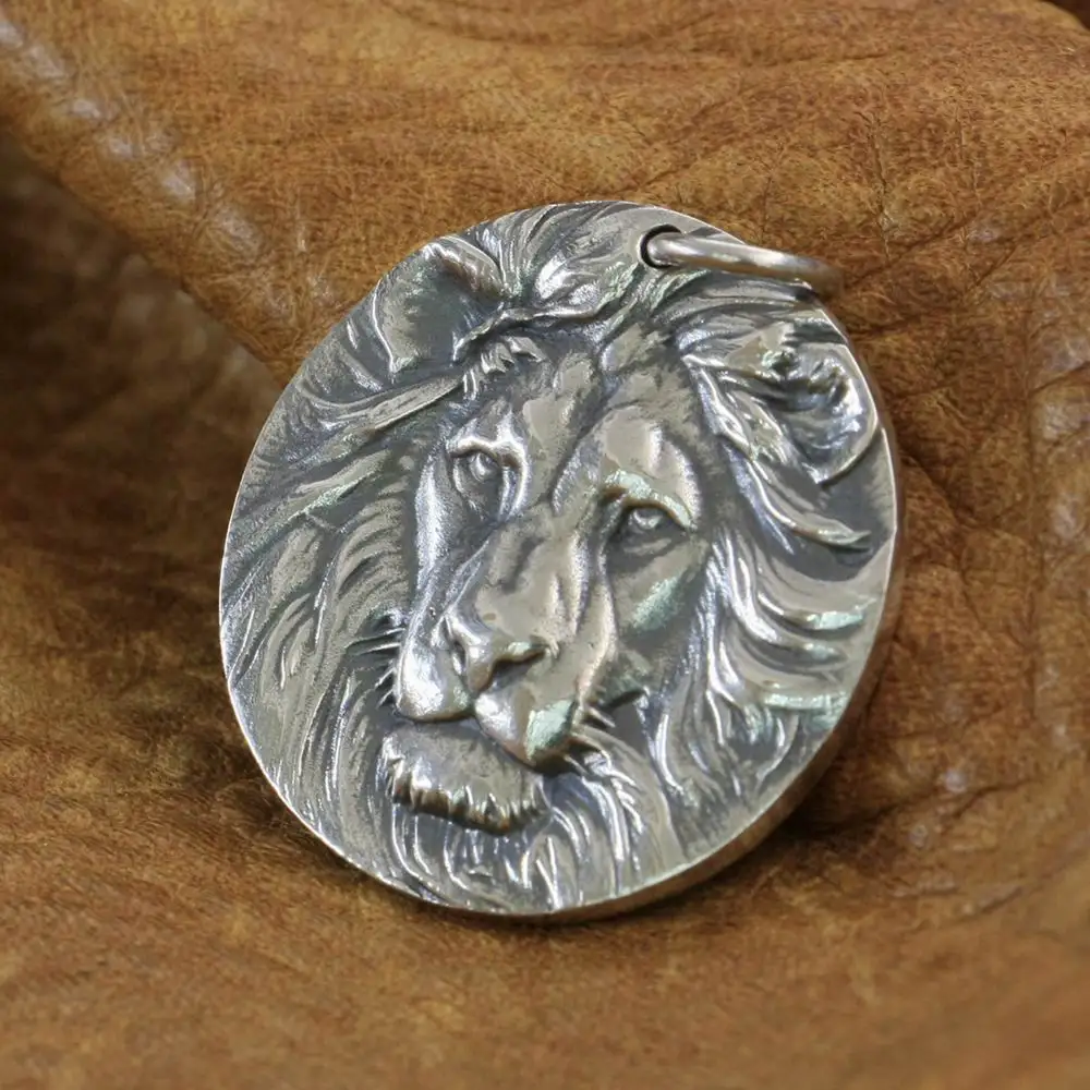 925 Sterling Silver Relief Lion Pendant TA228 Diameter 33mm