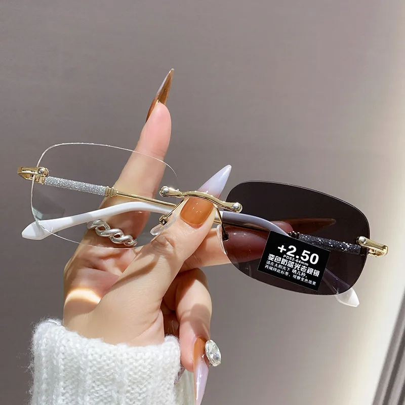 0~ +4,0 Photochrome Farbe Metall Anti Blaulicht Lesebrille Damen Rahmenlose HD Lesesonnenbrille & Zubehör – Detail 3
