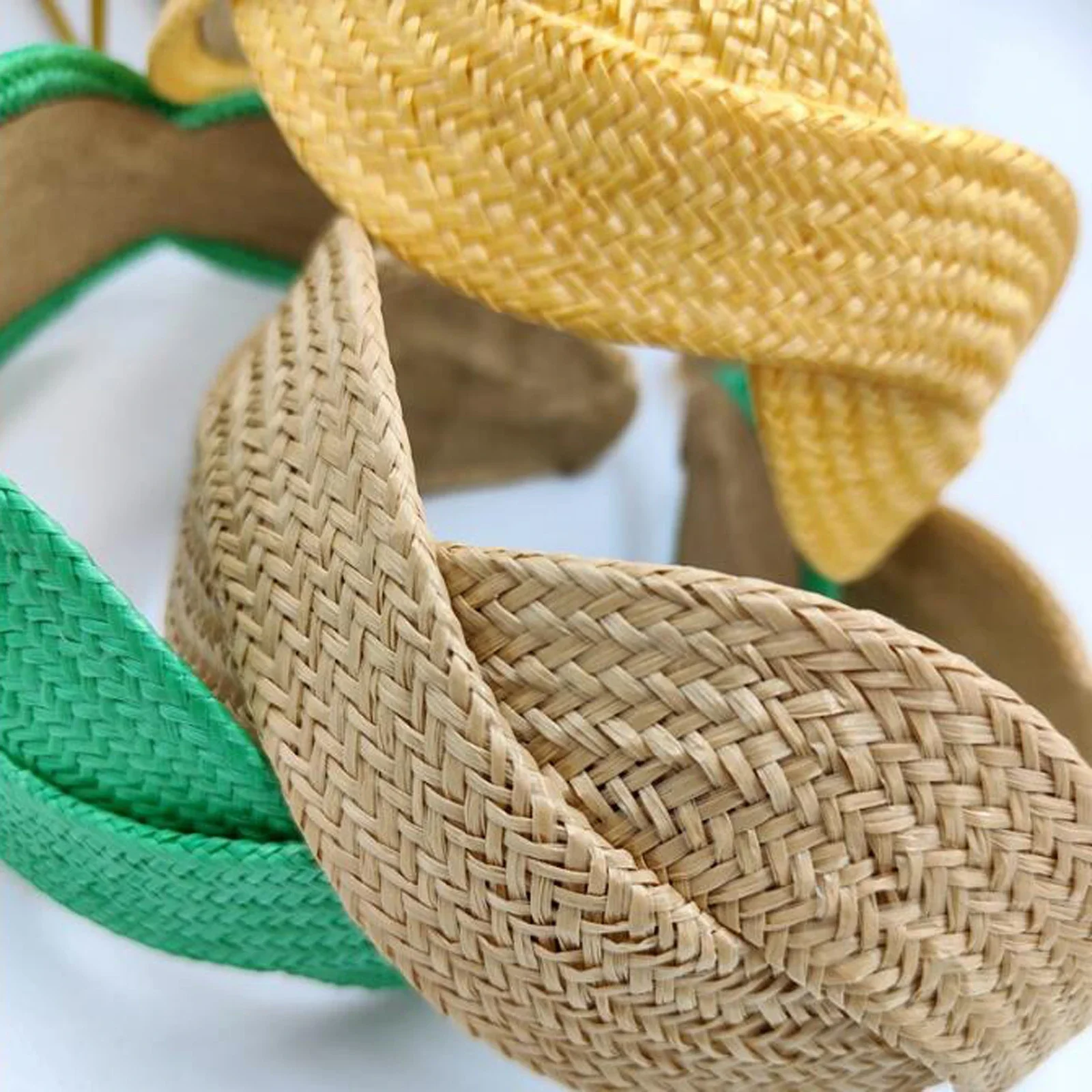 여성을위한 새로운 패션 머리띠 솔리드 컬러 터번 여름 수제 땋은 머리 장식 헤어 액세서리