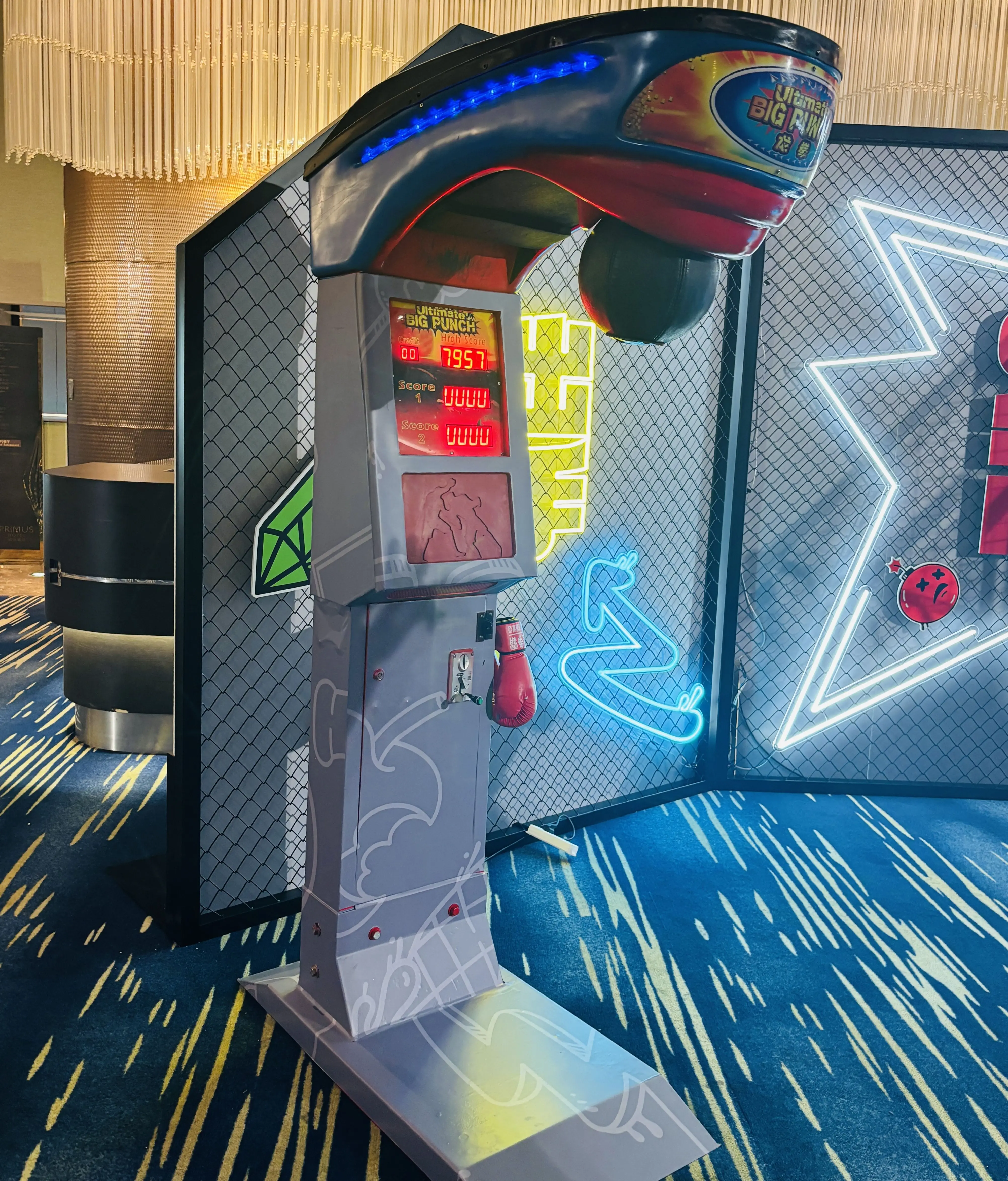 

Dragon Fist Boxing Machine Adult Boxing Force Measurement Game Machine Coin-operated Fist Force Strike Boxing