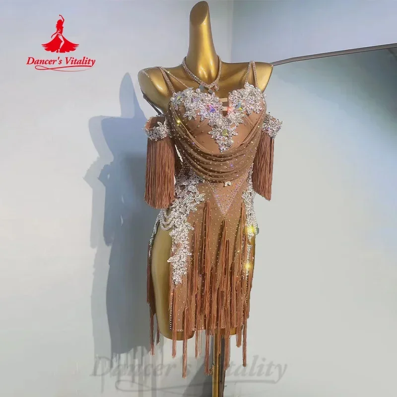 Abito da ballo latino abiti personalizzati con nappe di diamanti di lusso per bambini adulti Tango Chacha Samba costumi da prestazione professionale