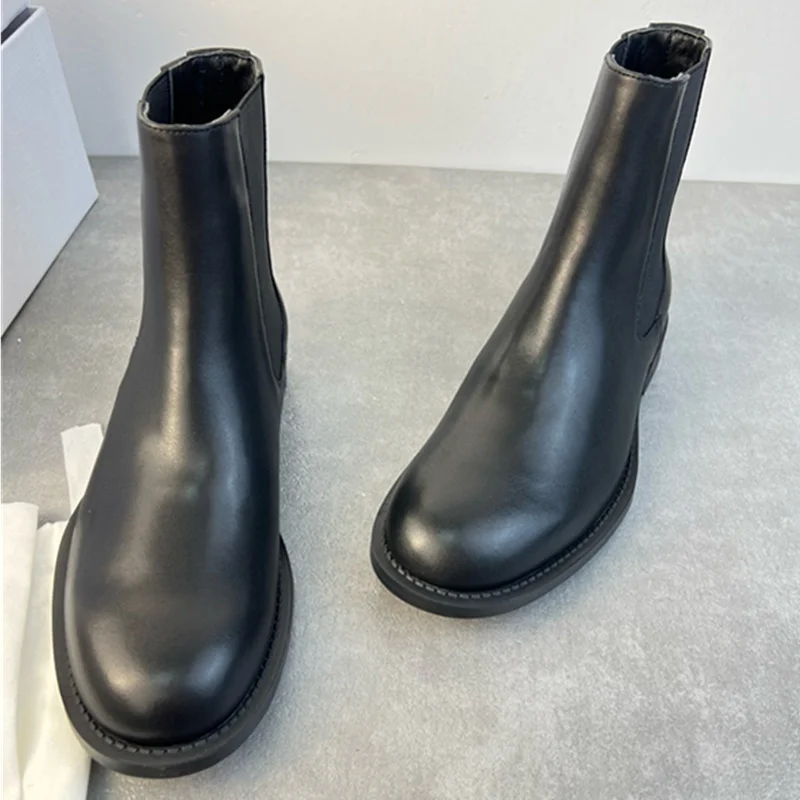 

Withered 2025 Spring British Vintage Chelsea Boots Minimalist Genuine Leather Shoes Boots Fashion Ladies Women's Shoes