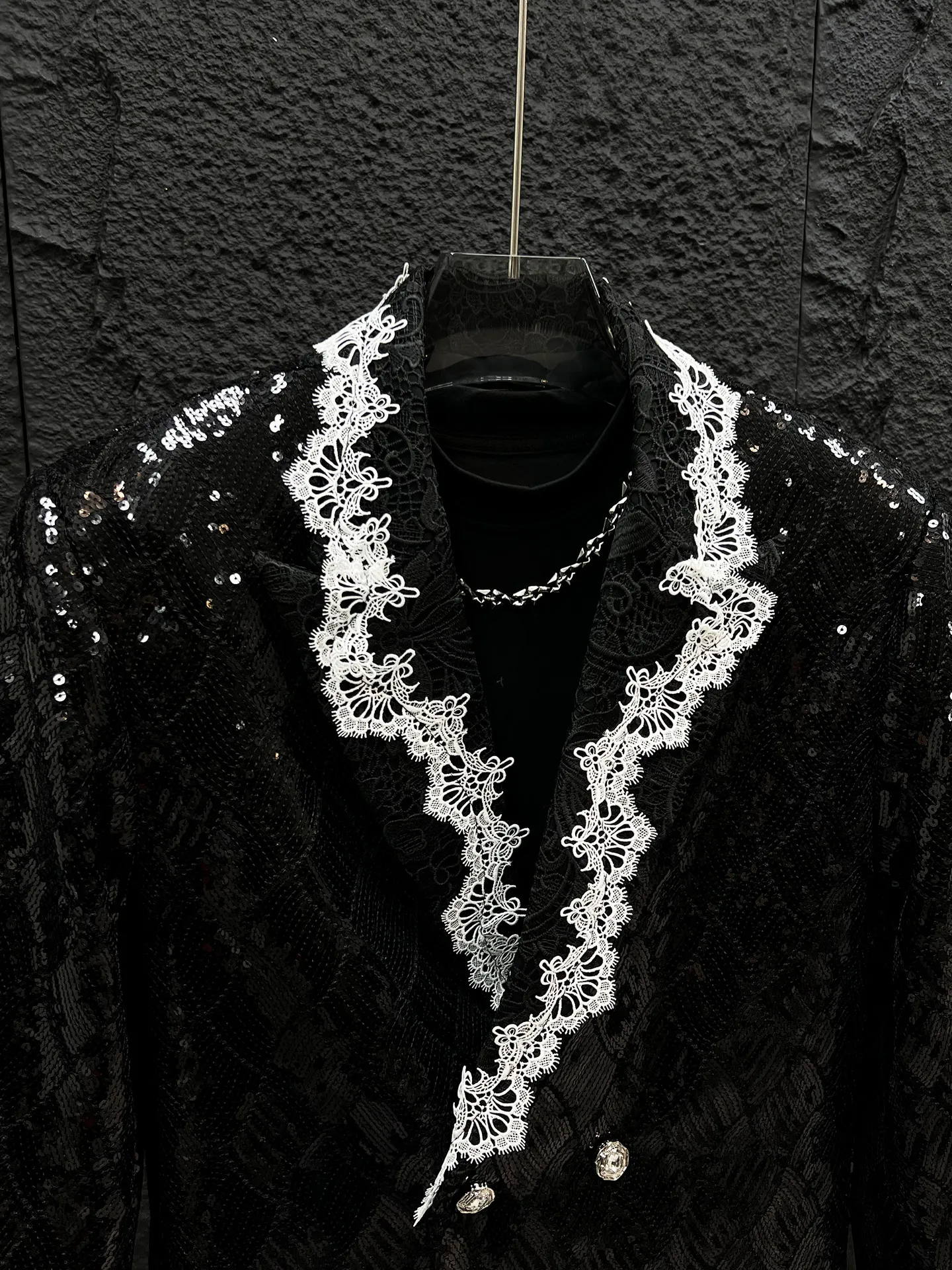 Mens Lace Panel Sequin Sparkling Shoulder Pad Stage Performance Suit Coat for Casual Dressing and City Nights