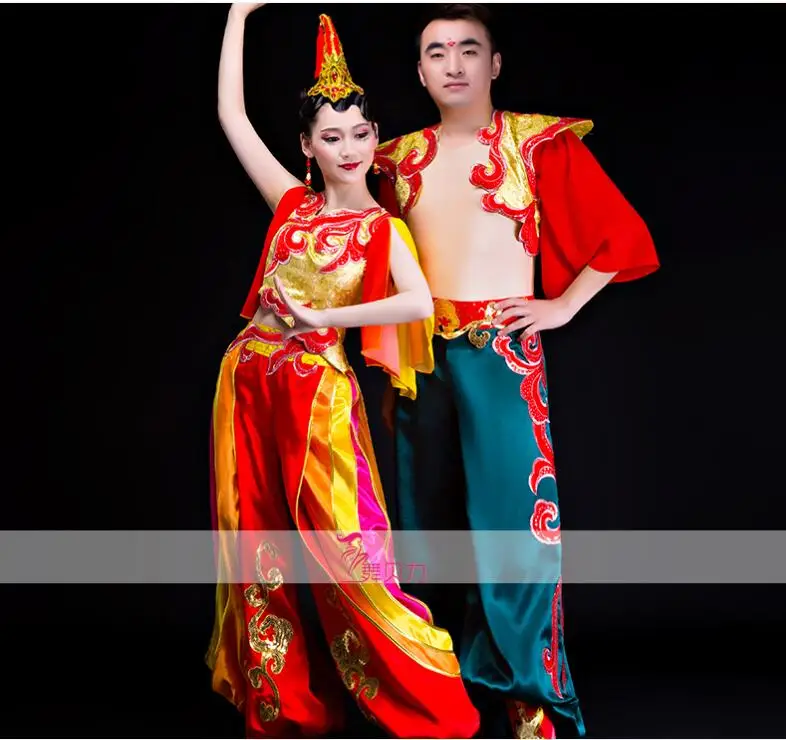 

Chinese Opening Dragon and Lion Dance Drum Suit Women Classical