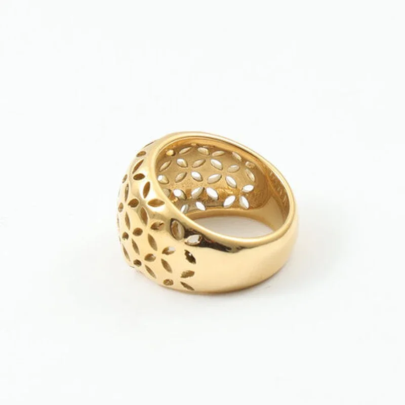 High End PVD Waterproof Fashion Vintage Delicate Fine Pattern Hollow Ring for Women Stainless Steel Jewelry Gifts