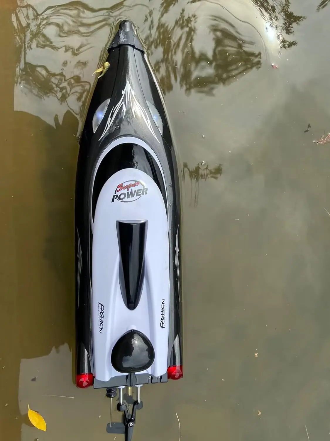 Grote 18,5" (47 cm) 35 km/u Afstandsbediening Boot 2,4 GHz Motorboot Race Giant RC met Pilot Lights Onderzeeër Bootmodel voor Motor