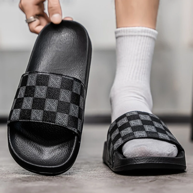 Summer Checkerboard Checkered Color-blocking Fashionable and Durable Soft-soled One-step Comfortable Men's Flip-flops image 6