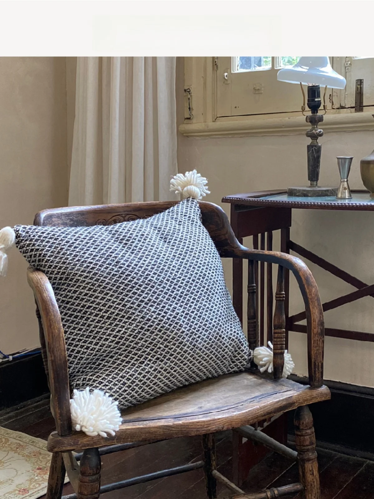 Natural Wool Handwoven Pillow Sofa Cushion Ball Shaped Plushie Square Pillow Core Removable And Washable for Adults And Kids