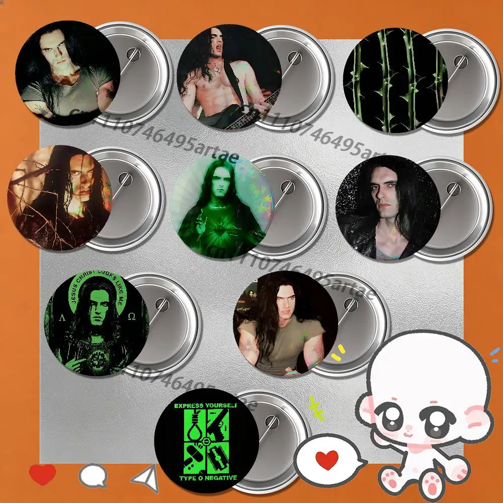 Badges25 32 44 58 75mm Round Cosplay Pin P-Peter Steele T-Type O Fans Collect Friends Gifts Brooch Souvenir Custom Cyber Girl