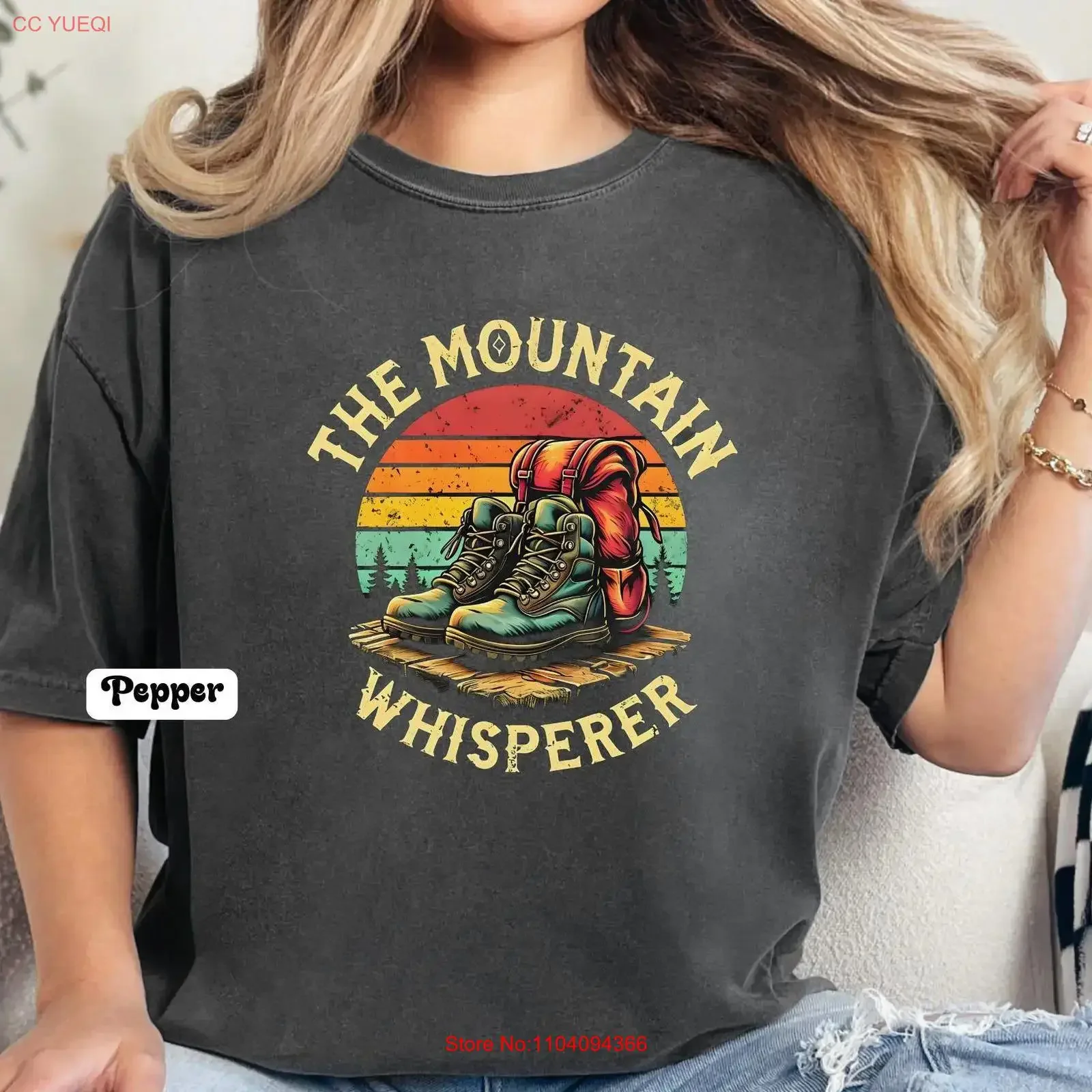 Camiseta de senderismo de montaña Granola Girl Adventure Happy Camping Backpacking Nature Outdoorsy Forest vintage lavada unisex