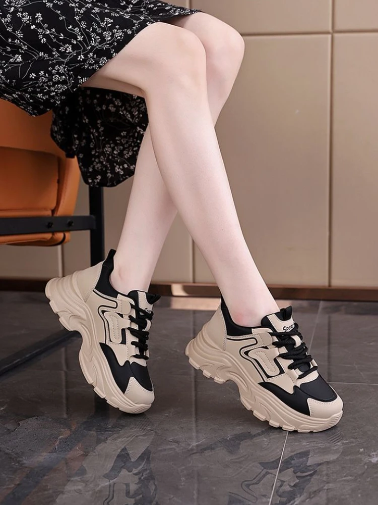 

2025 New Arrival Women Leather Upper Non Slip Dad Shoes Height Increasing Thick Sole Comfortable Sports Versatile Hot Sale