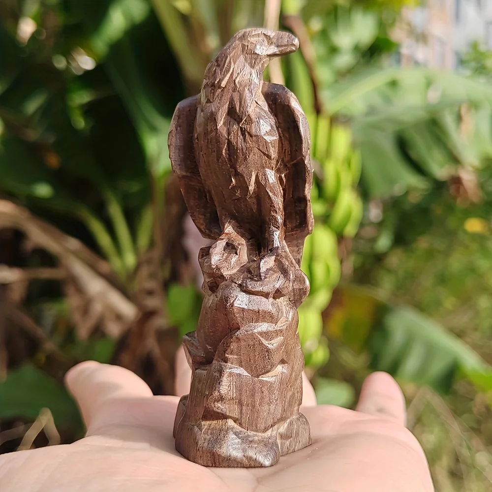 3.8 Inch Hand-Carved Wooden Eagle Craft Ornament Suitable for Home Decoration, Gift Giving, and Adornment. Small Ornament, Cute Animal Desktop Decoration