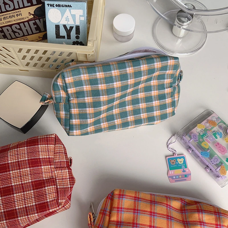Sweet Cute Color Retro Plaid Cosmetic Bags Pencil Case Large Capacity Portable Girly Storage Bags Makeup Pouch Toiletry Bag Gift