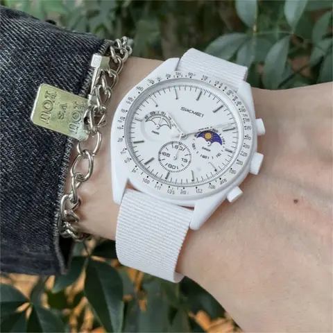 Top Brand White Hot Multifunctional Quartz Watch Men Women Unique High Quality Multi Classic Sub-dials Fashion Sun Moon Watch